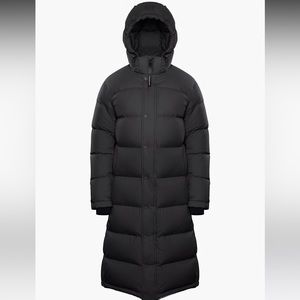 NWOT Aritzia The Super Puff Long Aritzia Black / Size XSmall goose filling